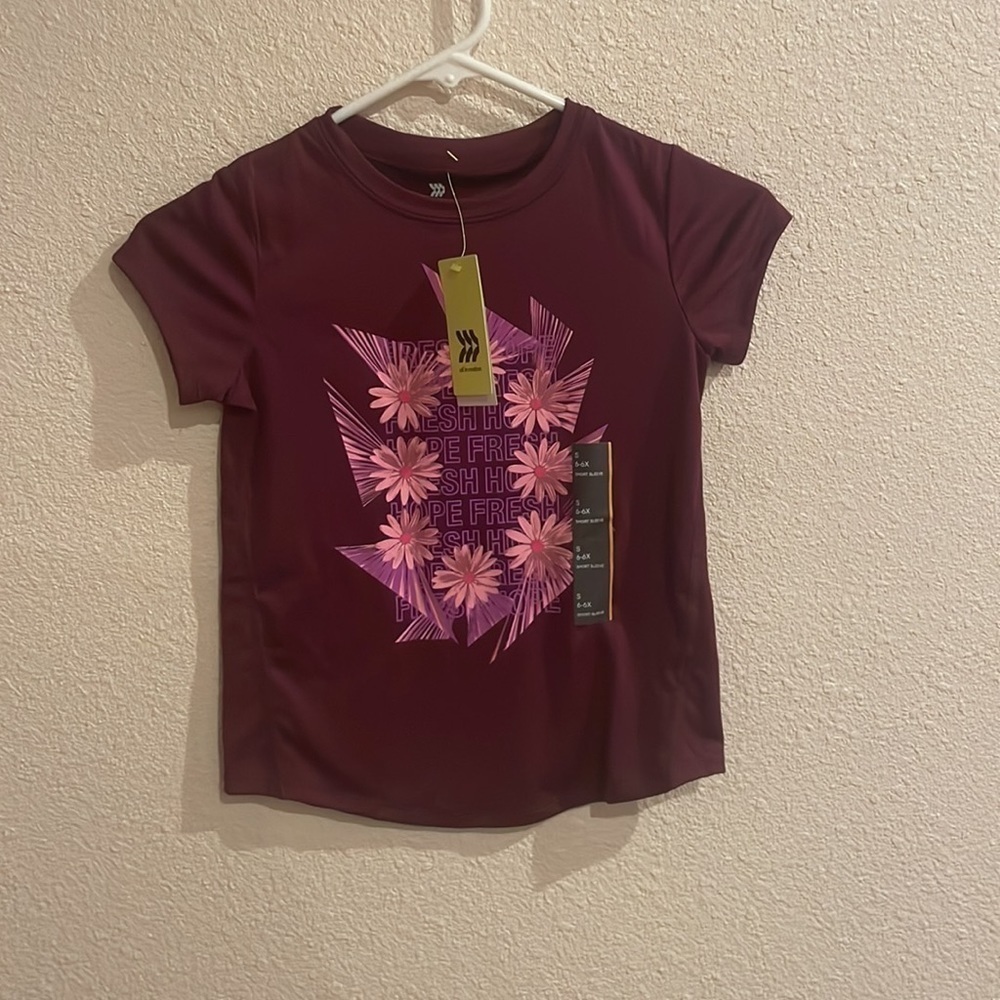NWT GIRLS SIZE S 6 /6X PURPLE ALL IN MOTION ATHLETIC SHIRT GRAPHIC SHORT SLEEVE - Picture 4 of 9
